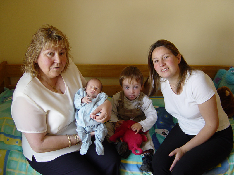 Eugena, Ander, Xavier & Mum on Ander's arrival